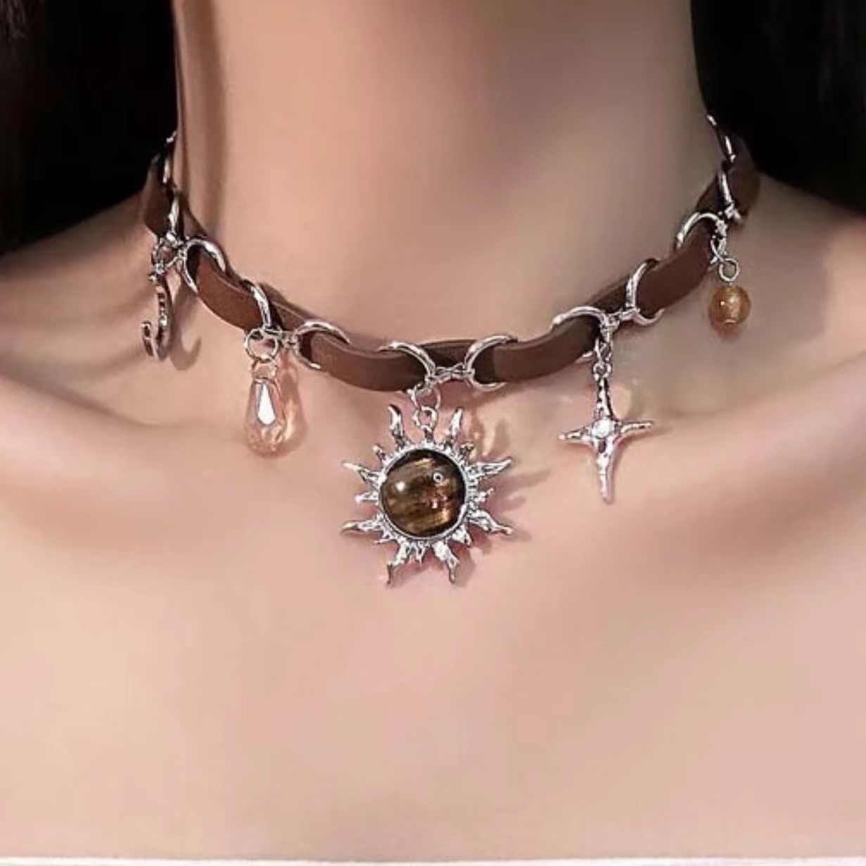 美拉德風choker小眾百搭辣妹太陽花芒星皮革拼接頸鏈女個性
