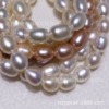 Mountain Lake Rice Beads Freshwater Pearl Necklace Wholesale 4-4.5mMAA-shaped rice-shaped semi-finished pearl wholesale all-hole