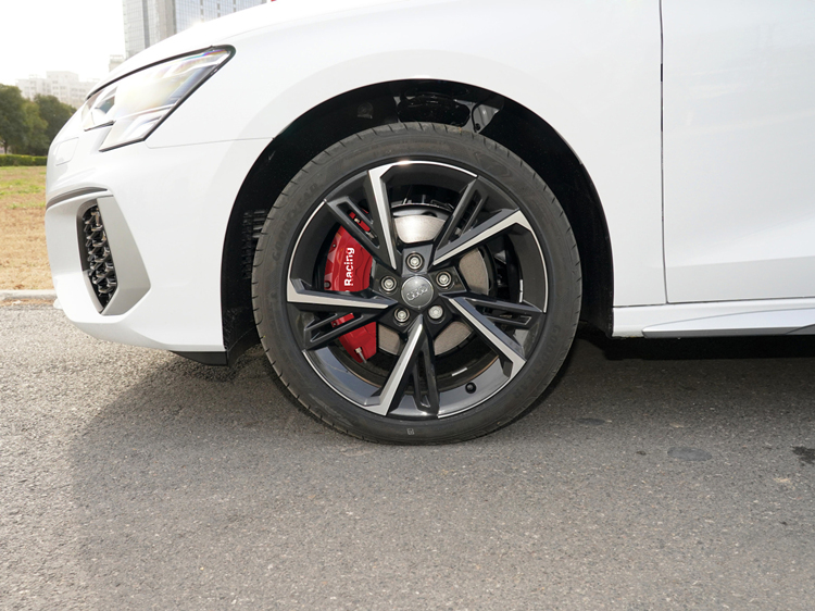 Audi Caliper Cover A1A3/A4L/A5/A6L/A7/A8/Q3/Q5/Q7 Brake Modification Shell Decorative Cover
