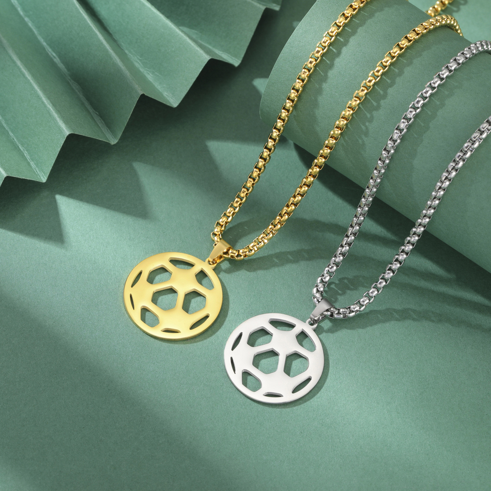 20g Weight 304 Stainless Steel Pendant Material Pendant Necklace Classification 304 Stainless Steel Chain Material box chain Chain Type Daily Occasion 304 Stainless Steel Material Football Pattern Unisex Gender Plating Design Simple Style Style Wholesale Jewelry Simple Style Basketball Football 304 Stainless Steel Plating Pendant Necklace 1