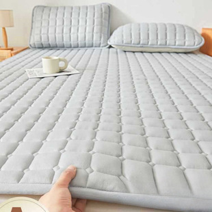 Mattress Pad for Home Use, Summer Thin Mattress Pad, Rental Mattress Pad, Dormitory Non-Slip Bed Protector, Single Bed Base