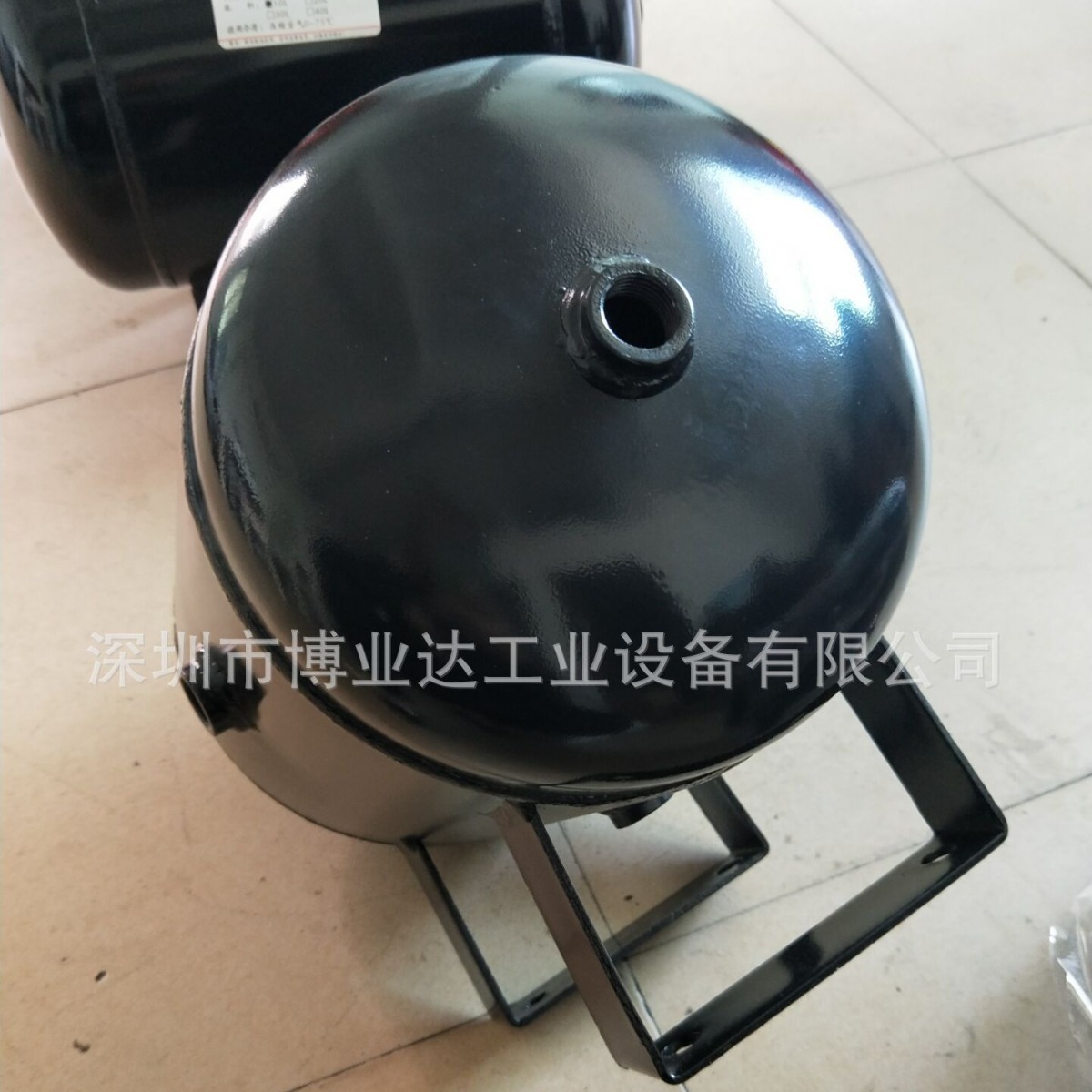 厂家供应重庆小型缓冲储气罐 真空储气罐 成都储气罐现货批发储罐