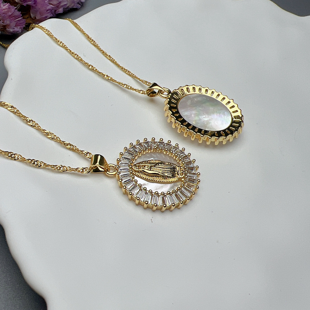 Pendant Necklace Classification Simple Style Commute Round Copper Zircon Pendant Necklace In Bulk