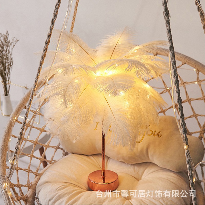 Dormitorio habitación luz decorativa Luz De Cumpleaños romántica luz roja neta Luz de plumas mesa Luz De noche chica transmisión en vivo atmósfera Luz