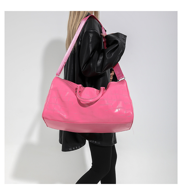 Women's Large Pu Leather Solid Color Basic Classic Style Square Zipper Travel Bag display picture 7