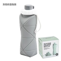 折りたたみ可能なコップは高温に耐えられます。コップを収納しやすいです。