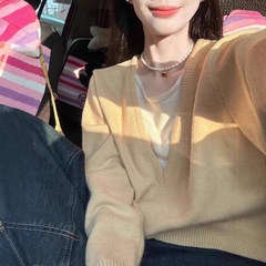 黄色拼接假两件撞色v领毛衣女早秋宽松慵懒设计感小众针织衫上衣