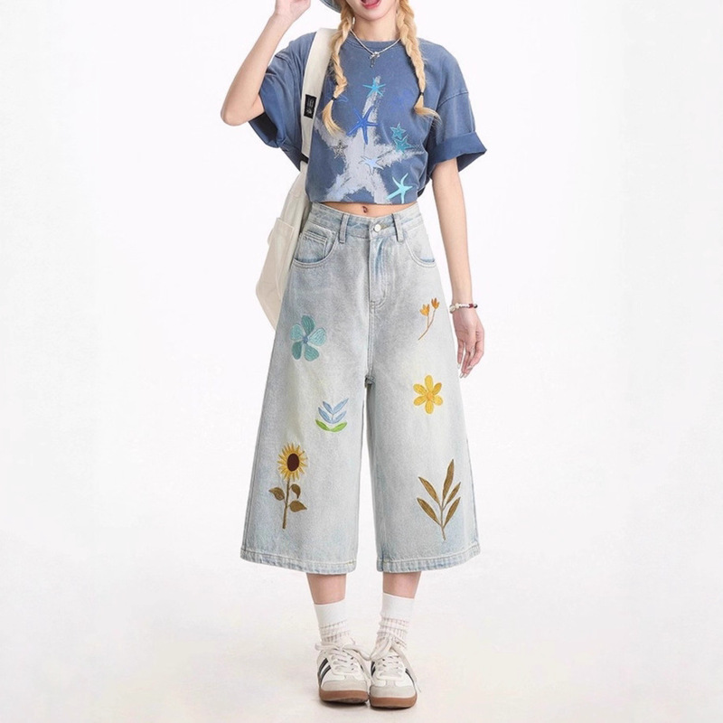 Korean Summer New Niche Retro Floral Embroidered Denim Cropped Jeans Trendy High Street Loose Casual Pants