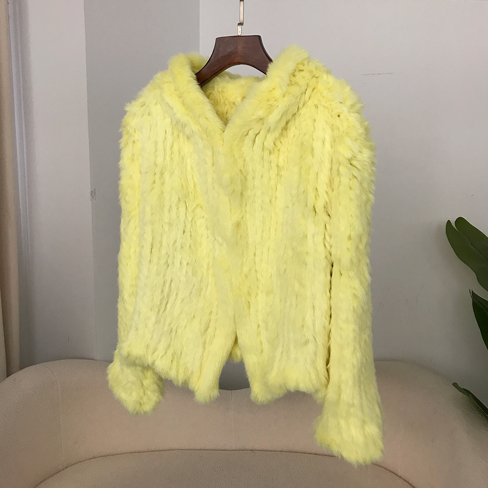 Abbigliamento da donna Nuovo autunno e inverno Criptato ispessito fatto a mano a doppia faccia tessuto con cappuccio corto in pelliccia di coniglio per le donne stile giovane_voghion.com