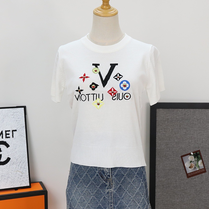 2025 New Summer Style Small Fragrant Presbyopic Round Neck Short-Sleeved T-Shirt for Women Loose Slimming Look Versatile Knitwear Top for Women