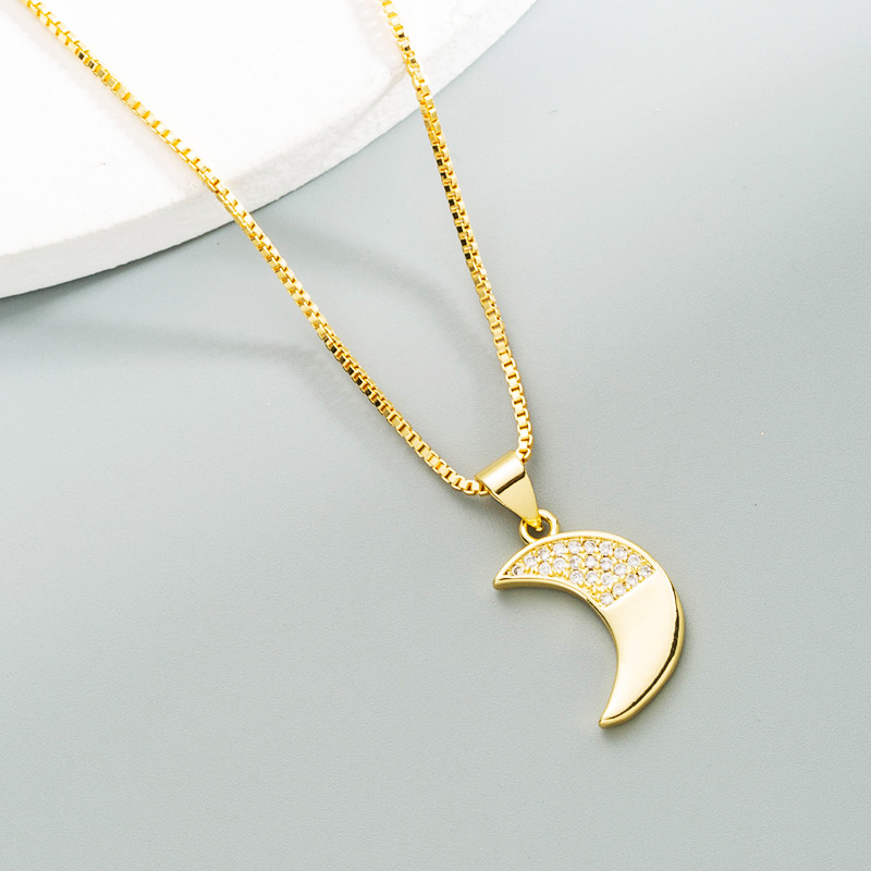 Korean geometric copper micro-inlaid half of pendant zircon necklace