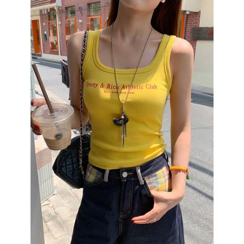 New Yellow Square-Neck Tank Top for Women, Suitable for Summer, Wide Shoulder Straps, Covers Side Breasts, American-Style Camisole, Summer Wear New Yellow Square-Neck Tank Top for Women, Suitable for Summer, Wide Shoulder Straps, Covers Side Breasts, American-Style Camisole, Summer Wear
