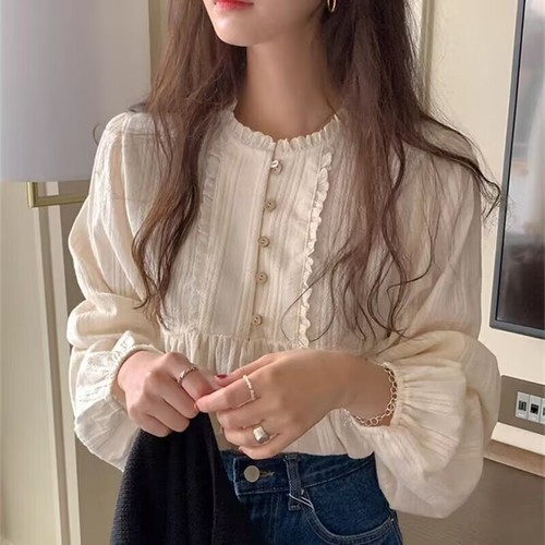 韩国chic春季减龄复古温柔甜美小姐姐褶皱小花边系扣纯欲圆领衬衫