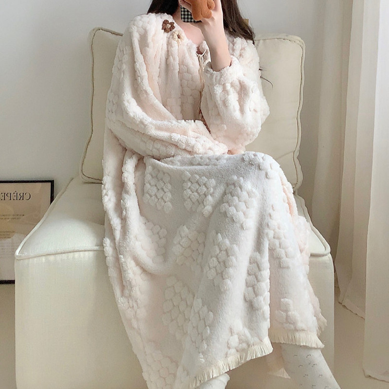 Invierno de invierno de la princesa pijama de franela de espesor simple y suelta confiable pijama de lana de coral