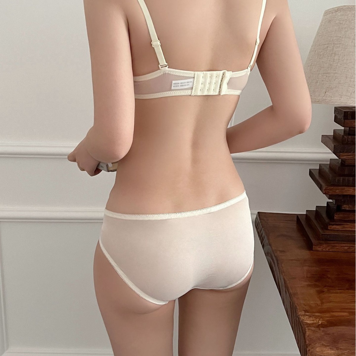 Venta directa de fábrica Comercio electrónico transfronterizo Sudeste de Asia Vietnam Tailandia Ladies French French French French French French Small Breast Lencería de sujetador