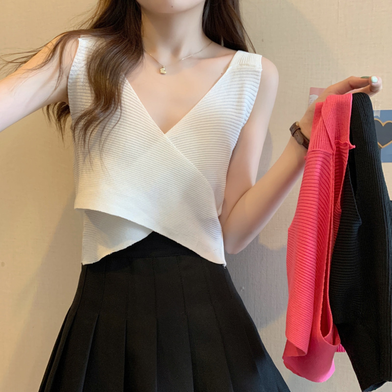 Spot wholesale cross design sense niche suspenders women wear summer super fire inside sleeveless top bottoming vest Spot wholesale cross design sense niche suspenders women wear summer super fire inside sleeveless top bottoming vest