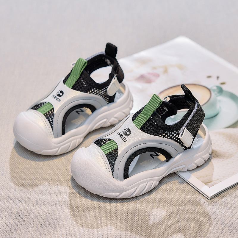 Baotou Anti-kick para niños casual de una sola red transpirable sandalias deportivas huecas 2025 zapatos de verano para niños zapatos de playa marea
