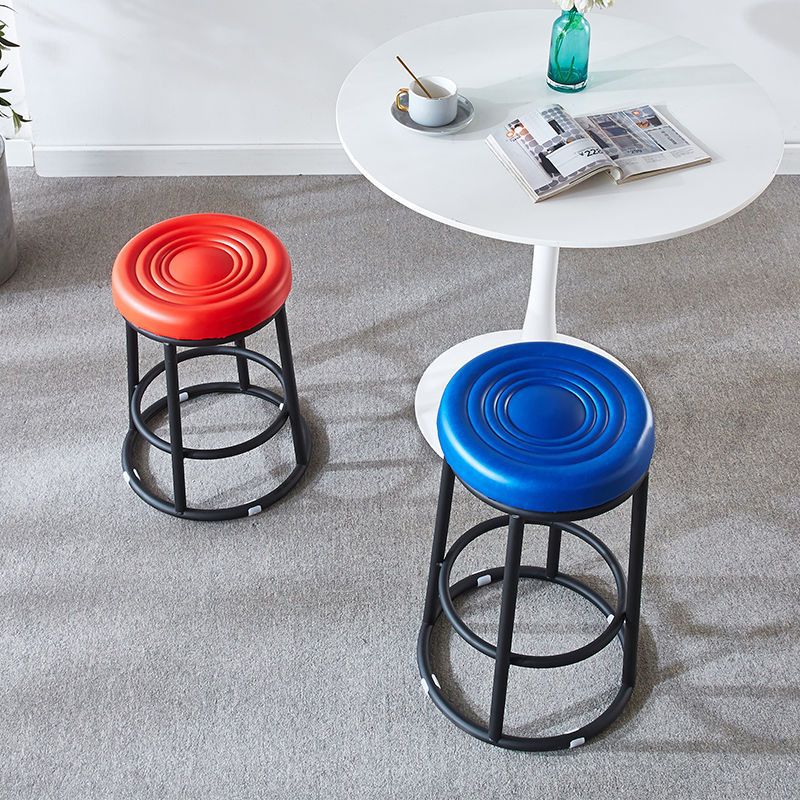 Silla de bar de lujo ligero, taburete alto de cafetería, taburete de bar, taburete de bar, tienda de teléfonos móviles, taburete alto ktv, taburete de sala de juegos, lote