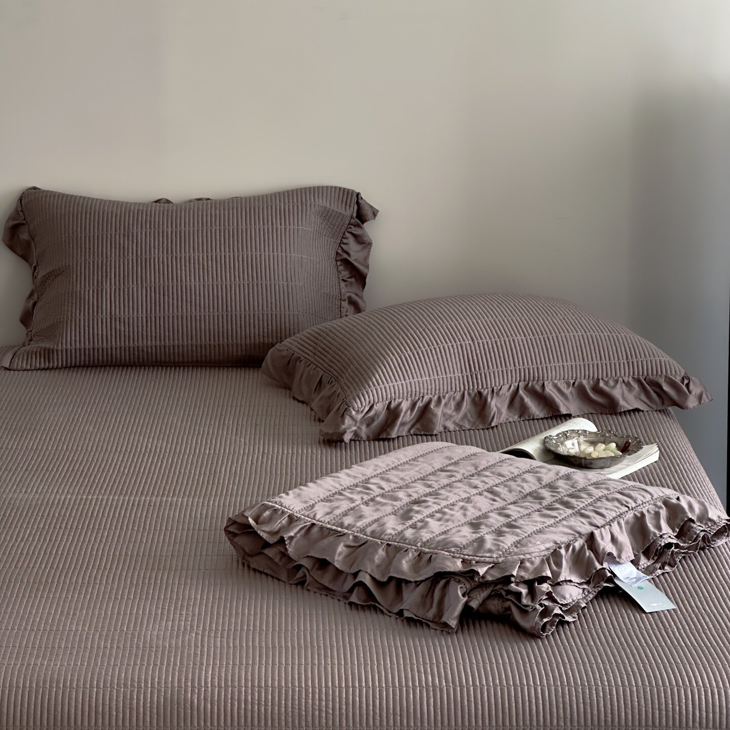 Lyocell Tencel Cooling Bedding Set Four Piece Wide Stripe Design_voghion.com