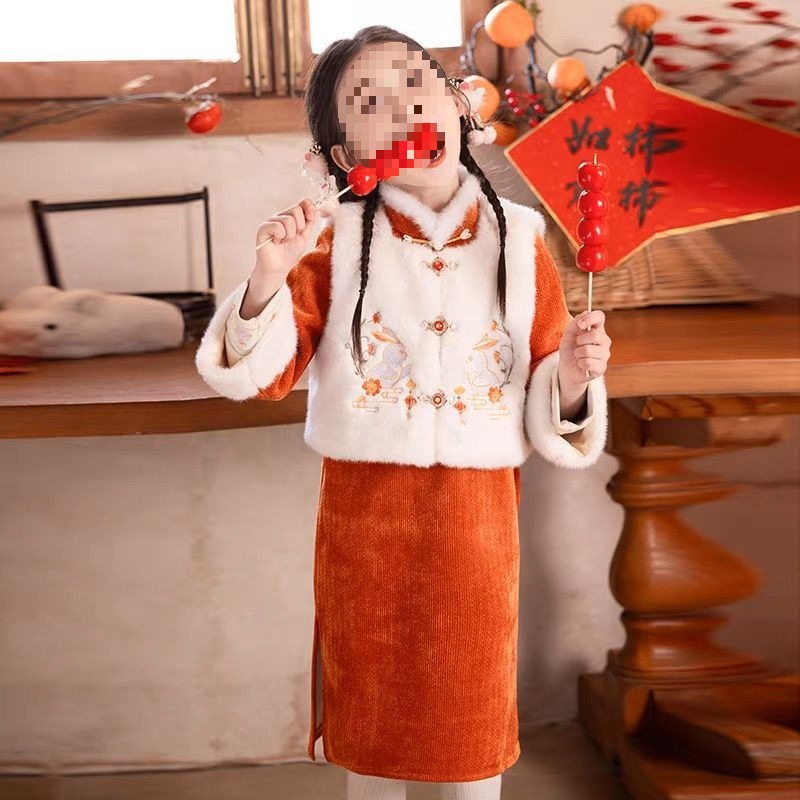 新款女童旗袍冬款加绒保暖新中式刺绣儿童国风唐装拜年服马甲套装