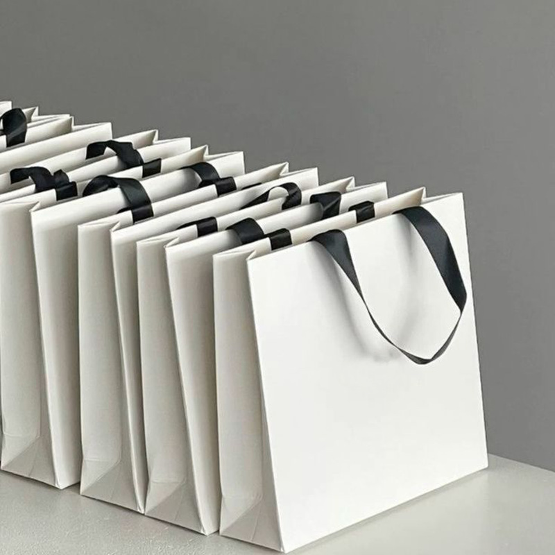 厂家现货礼品袋高级感通用服装企业饰品手提袋购物袋纸袋批发