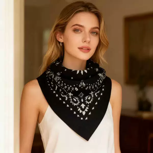 2026 Spring and Autumn New Cross-Border Wholesale Paisley Scarf European and American Style Fashionable High-End Autumn and Winter Wholesale