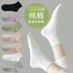 純綿の靴下の女性の中筒の靴下の春と秋の純色の靴下の夏の薄いタイプの防臭は汗の諸及び靴下の卸売りを吸います。