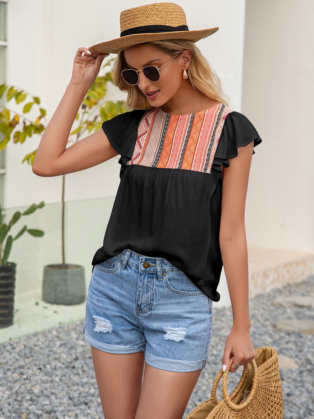 2023 Leisure resort crew neck pullover lace Bohemian print small flying sleeve shirt top_voghion.com