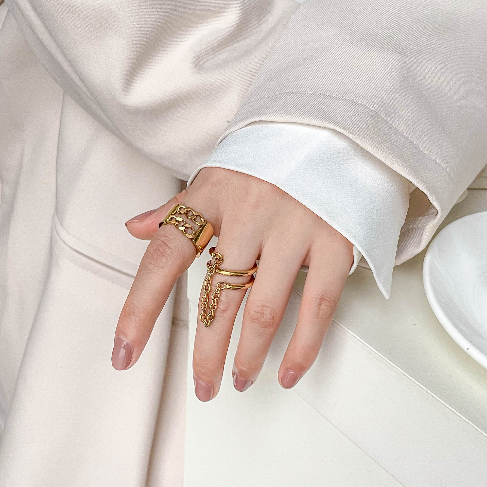 9g Weight Rings Classification 6, 7, 8 Ring Size 1 Piece Quantity Daily Occasion Titanium Steel Material Solid Color Pattern All Seasons Season Women's Gender Tassel Design Simple Style Style Wholesale Jewelry Simple Style Solid Color Titanium Steel Tassel Rings 7