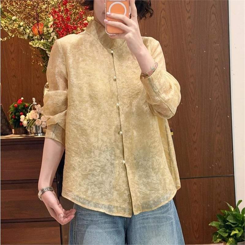 A Popular New Chinese-Style Stand-Collar Jacquard Shirt for Dropshipping, 2026 Spring Lightweight and Flowy Lace Blouse Trend