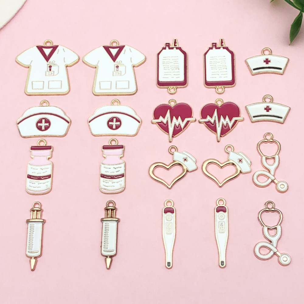 Dropping oil alloy nurse clothing syringe thermometer accessories DIY medical pendant keychain Amazon cross-border