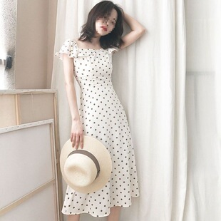 �¿��ļ���������һ�ּ��B��ȹ�r�К��|�@�ݶ�����Ů���c�Lȹ