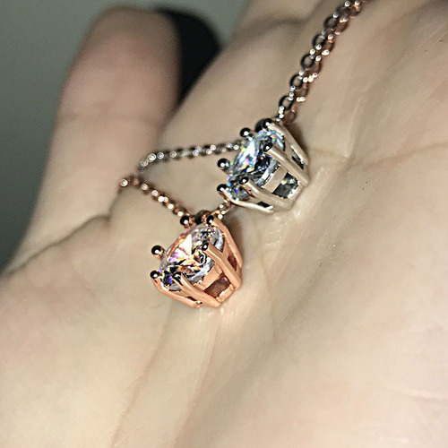 Plated imitation 18k gold imitation moissanite classic six-claw 2 carat imitation diamond women's fresh and simple clavicle chain pendant