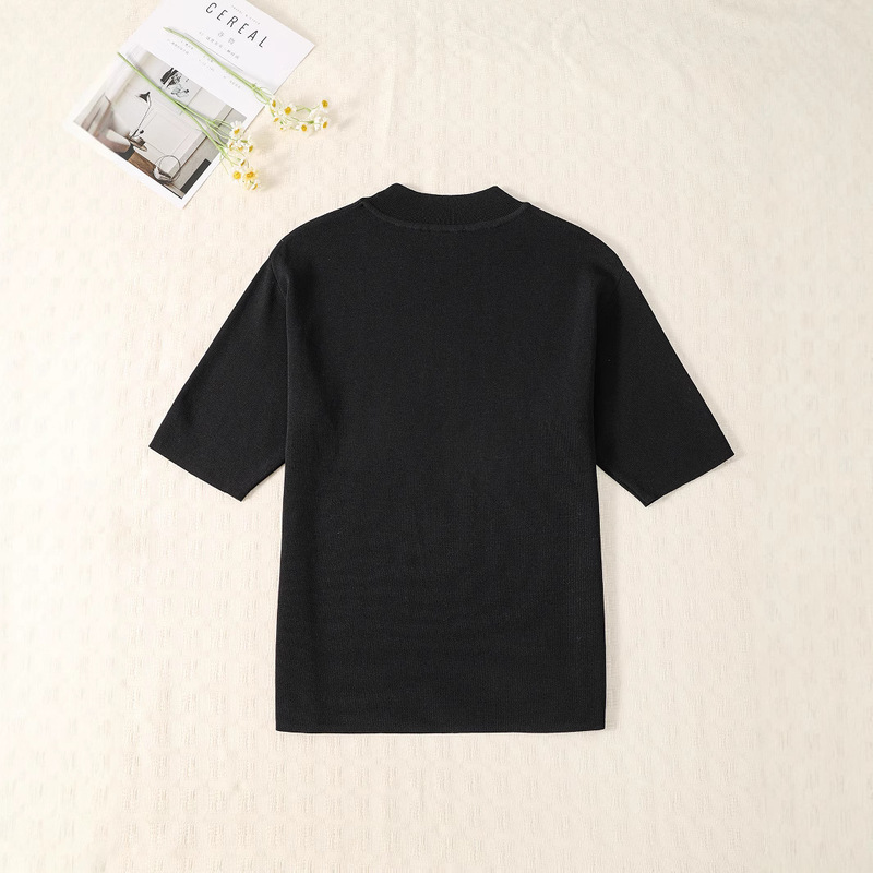 Knitted Slim-Fit Black Solid Color Mid-Sleeve T-Shirt, Round Neck Five-Quarter Sleeve Sweater for Women, Slimming and Flattering Inner Top