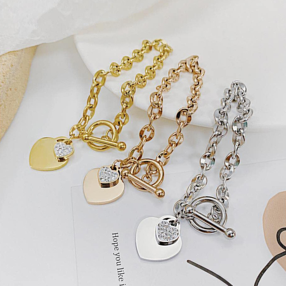 18g Weight Artificial Diamond Inlay Material Bracelets Classification 1 Piece Quantity Holiday, Daily Occasion Titanium Steel Material Heart Shape Pattern Women's Gender Asymmetrical, Inlay Design Simple Style Style Simple Style Heart Shape Titanium Steel Asymmetrical Inlay Artificial Diamond Bracelets 1