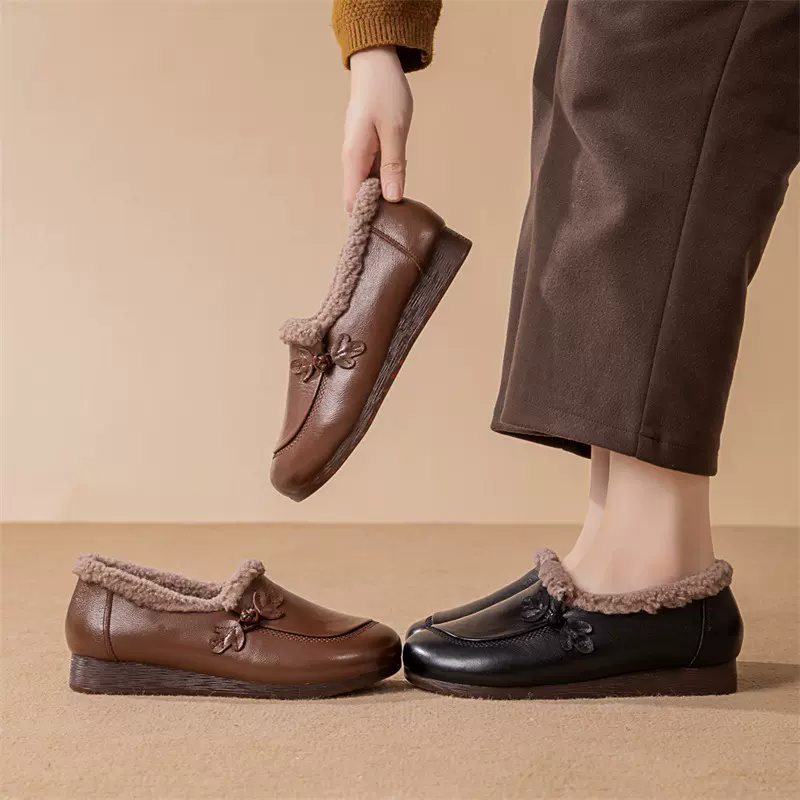 妈妈鞋2025秋冬新款棉鞋中年软底女舒适平底真皮保暖外穿毛毛单鞋