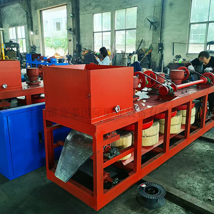 尼日利亚三盘带式磁选机 贵金属矿用提纯除铁机CP3-600多盘磁选机