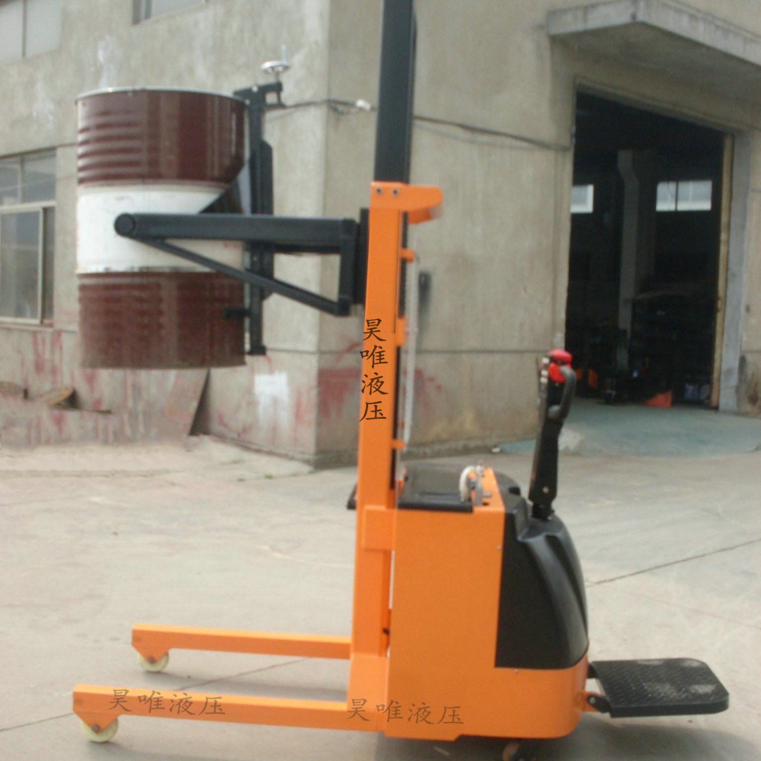 电瓶升降可倾式油桶车叉车电动翻转倒料油桶装卸车电动升降叉车