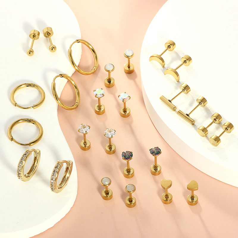 Pointed titanium steel lip stud product view