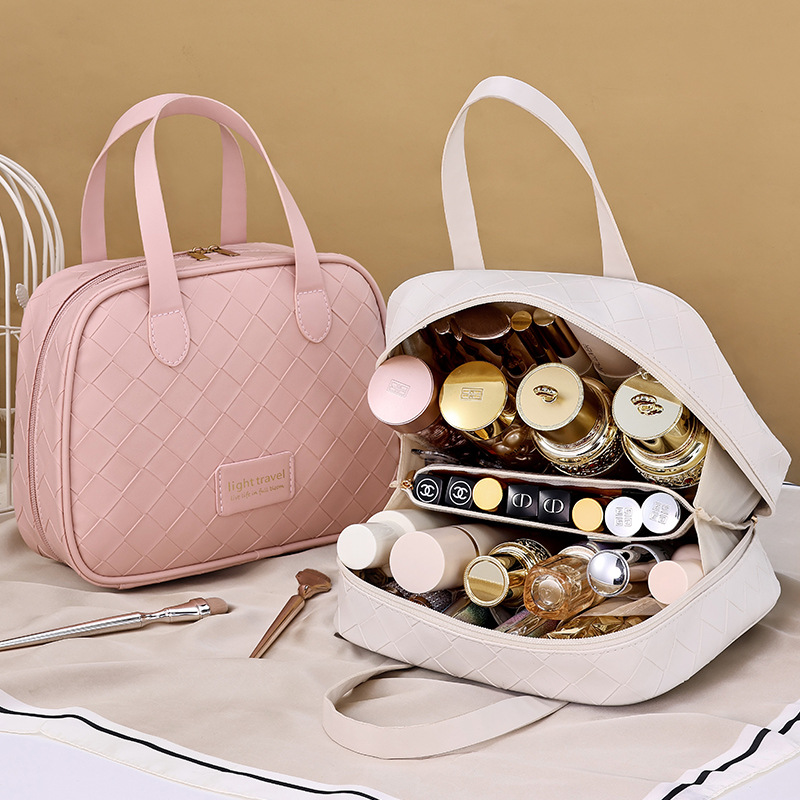 Bolsa de lavado de sensación avanzada de media curva de luna de rejilla tejida nuevo almacenamiento de partición impermeable de cosméticos tagi portátil de gran capacidad