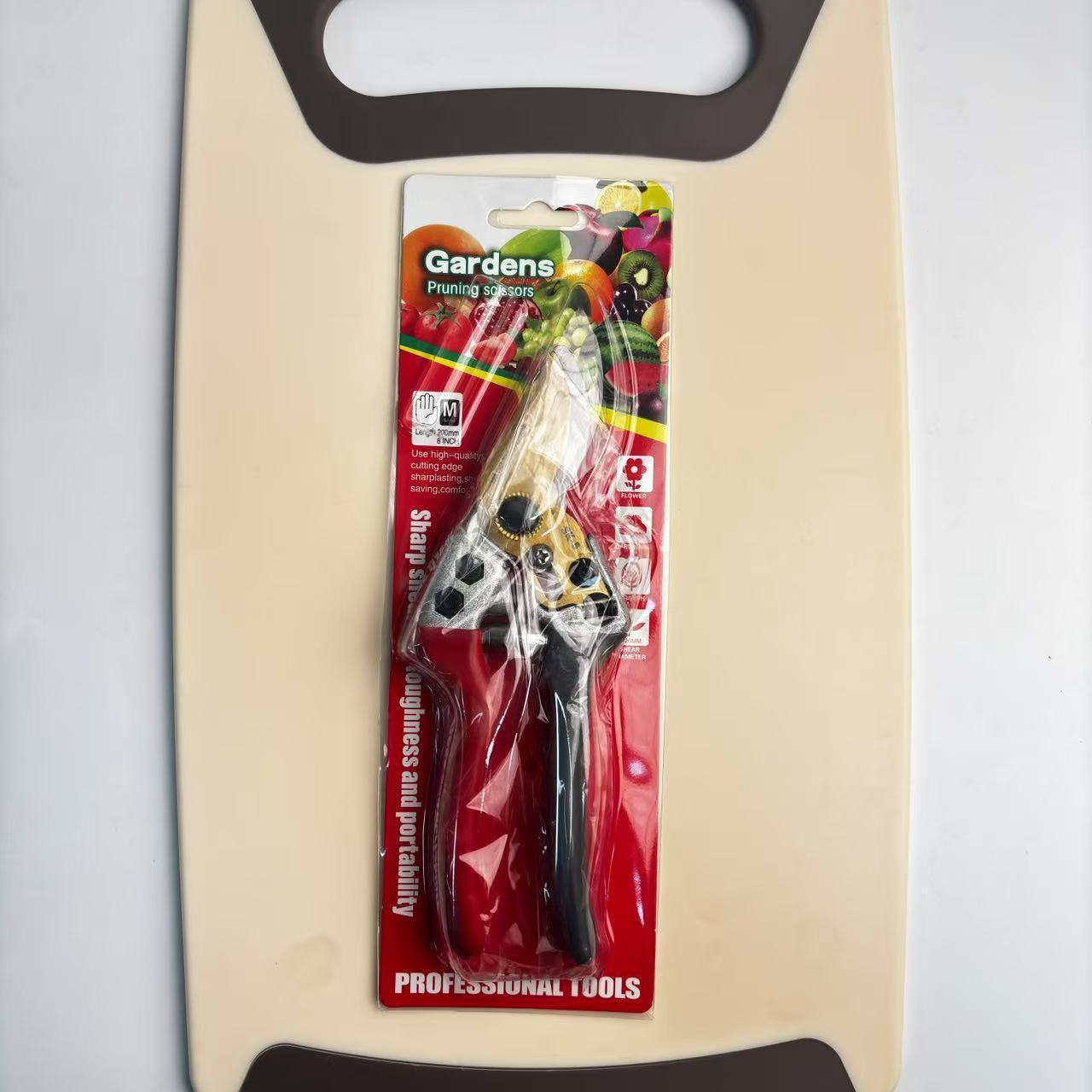 Specifications:German fine steel [authentic and worry-free] limited time offer - high hardness: finely ground blade [red mantis] anti-rust and non-curling