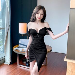 ҹ��Ů�b����������IĨ���B��ȹ��ʽ�Ը�һ�ּ粻Ҏ�t�@�ݰ���ȹ