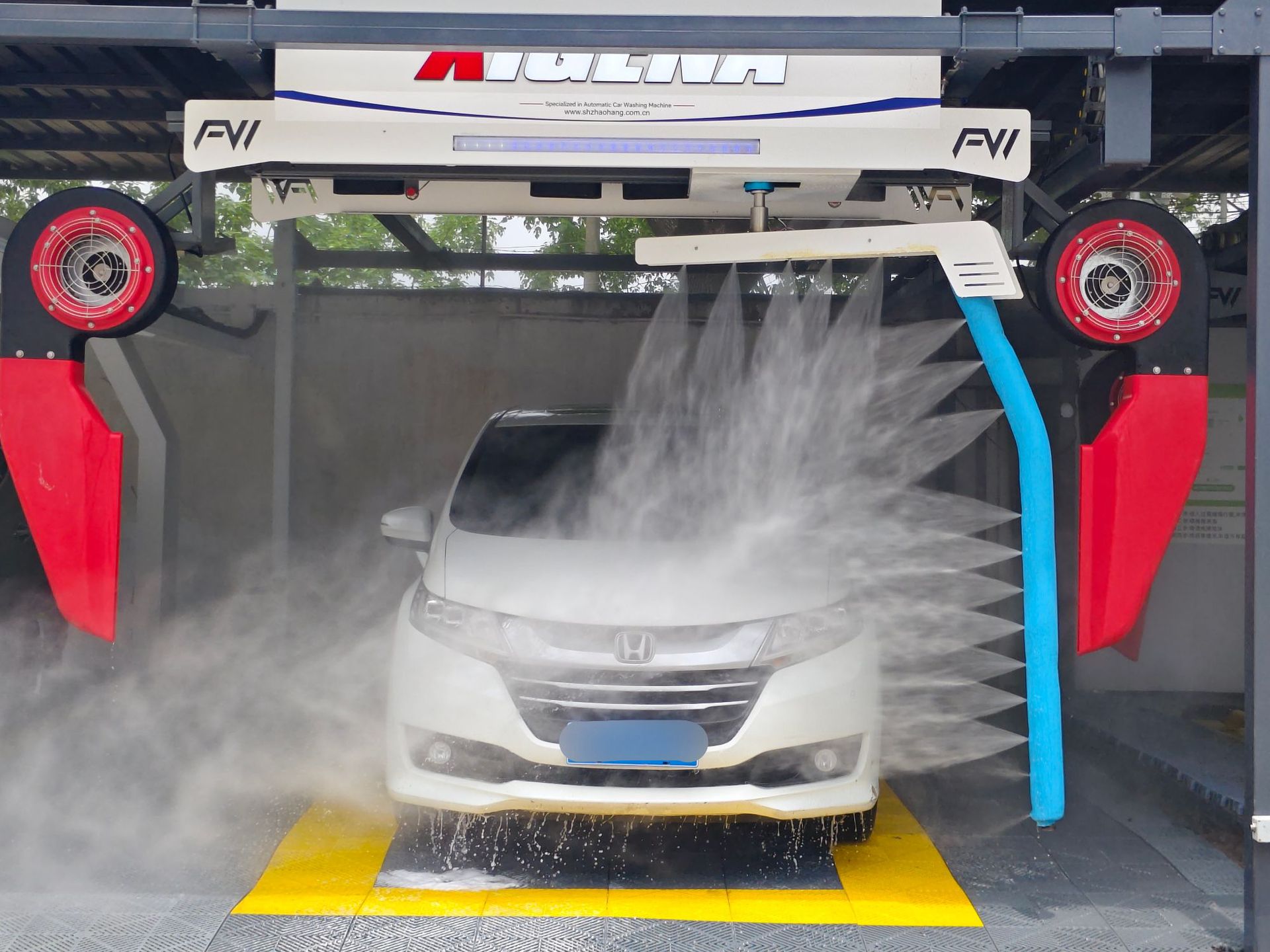 Shanghai Fengwang Fully Automatic Contactless Car Washing Machine 360 ° Unmanned Commercial Foam Waxing and Cleaning Equipment
