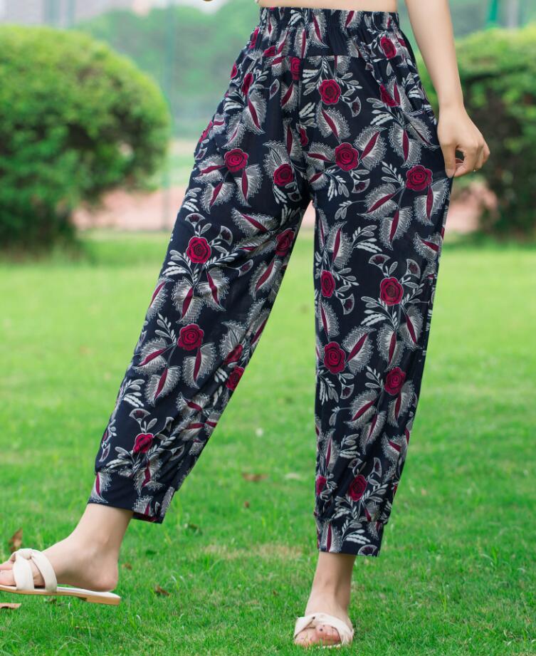 Pentalon léger en Soie glacée - Ref 3434444 Image 26