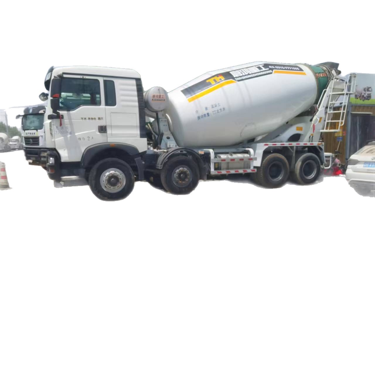 Camión de mezcla de concreto transfronterizo integrado totalmente automático sellado camión de mezcla de transporte de autocarga de cemento minero