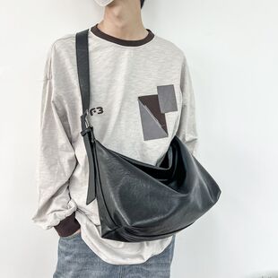 Fashionable solid color polyurethane one-shoulder bag, capacious shoulder bag