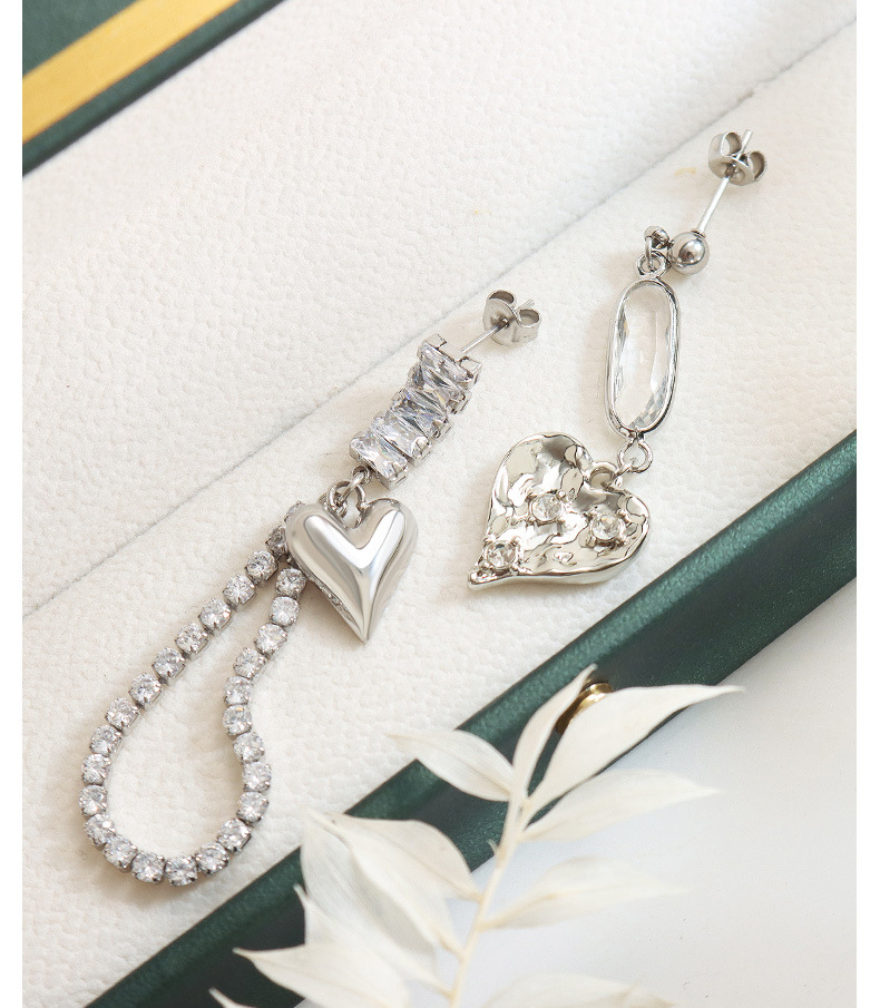 Fashion Heart Shape Titanium Steel Copper Plating Inlay Zircon Drop Earrings 1 Pair