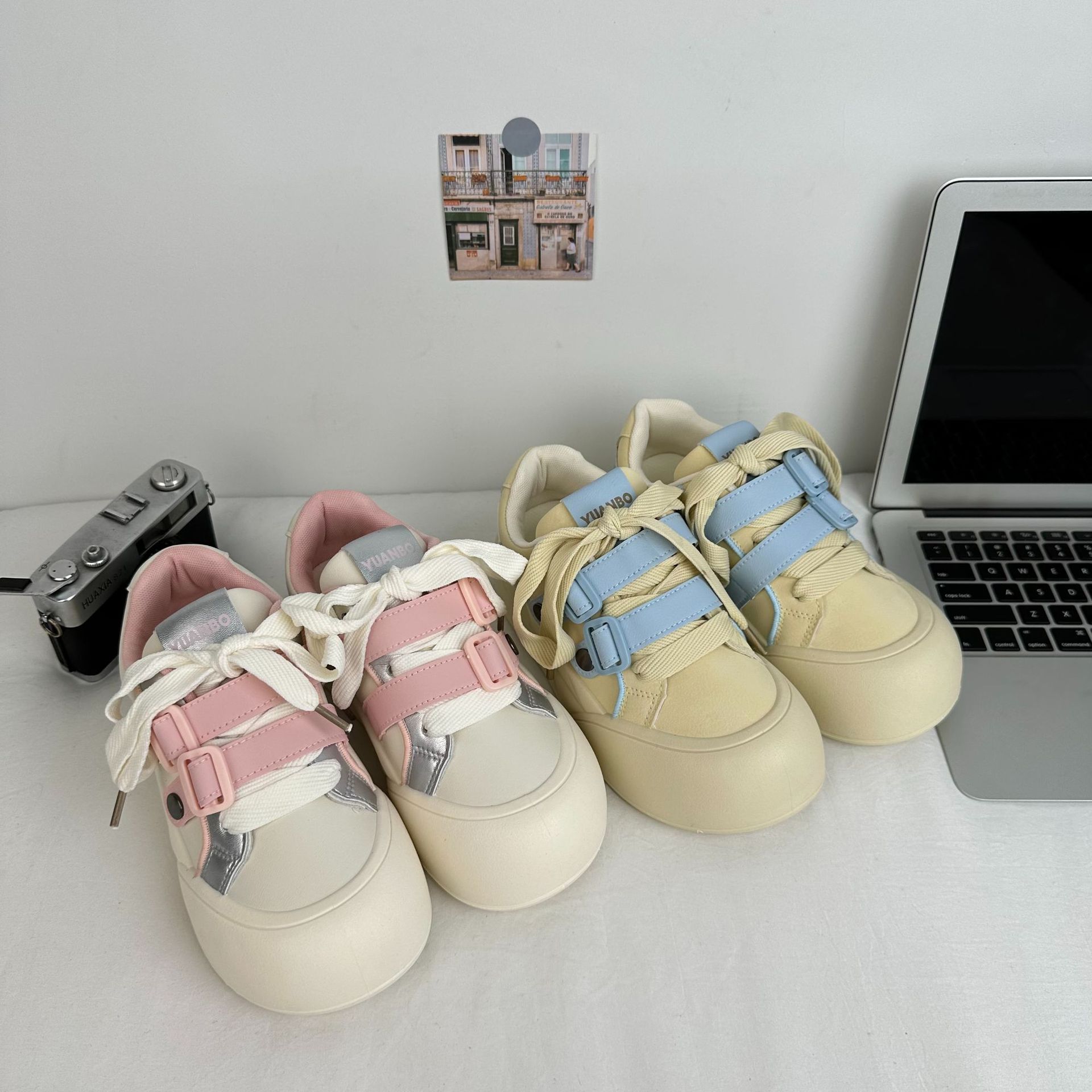Yuanbo 2025 primavera zapatos de pan para estudiantes de nicho zapatos de plataforma de todo fósforo zapatos blancos casuales coreanos para mujer