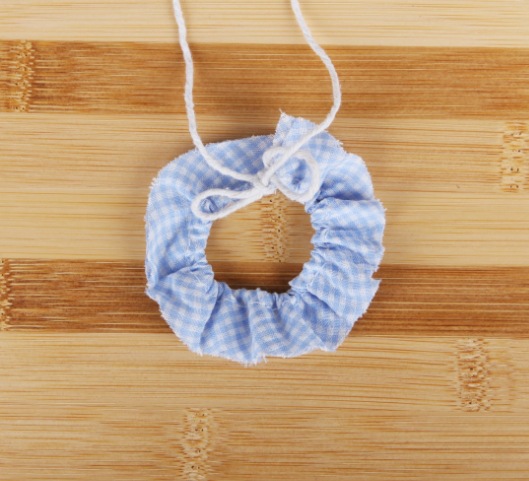 Retro ruffle collar (blue check)