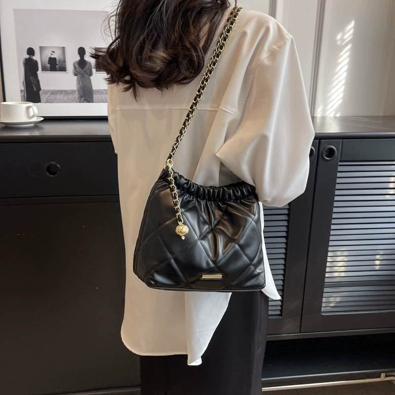 Shoulder bag summer one-shoulder, quilted diamond pattern with chain strap, leisure style